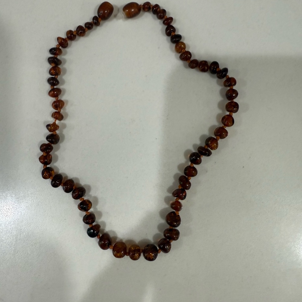 Elegant Brown amber Necklace